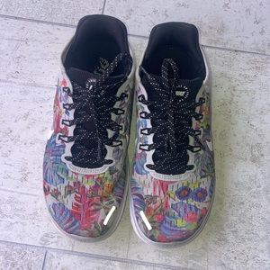 Nike Free RN tropical pattern